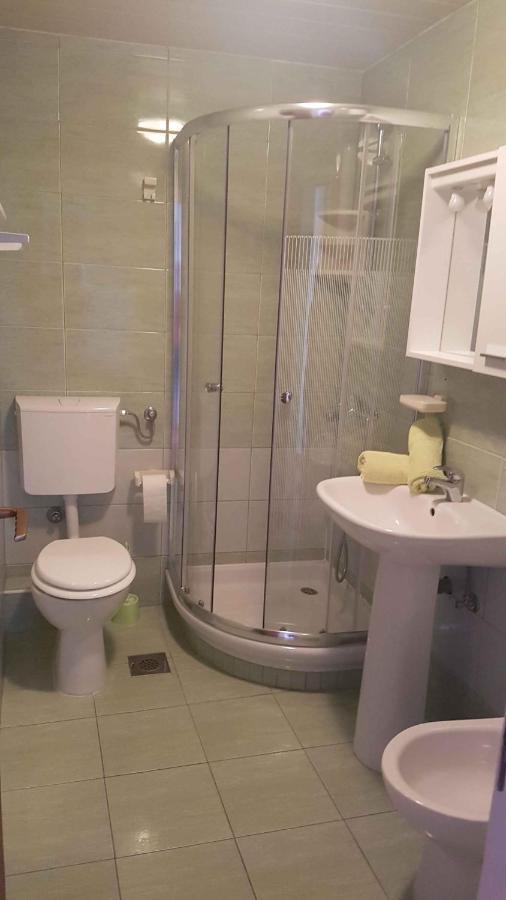 Apartments In Klanice/Insel Krk 14692 Sveti Ivan Dobrinjski Eksteriør billede